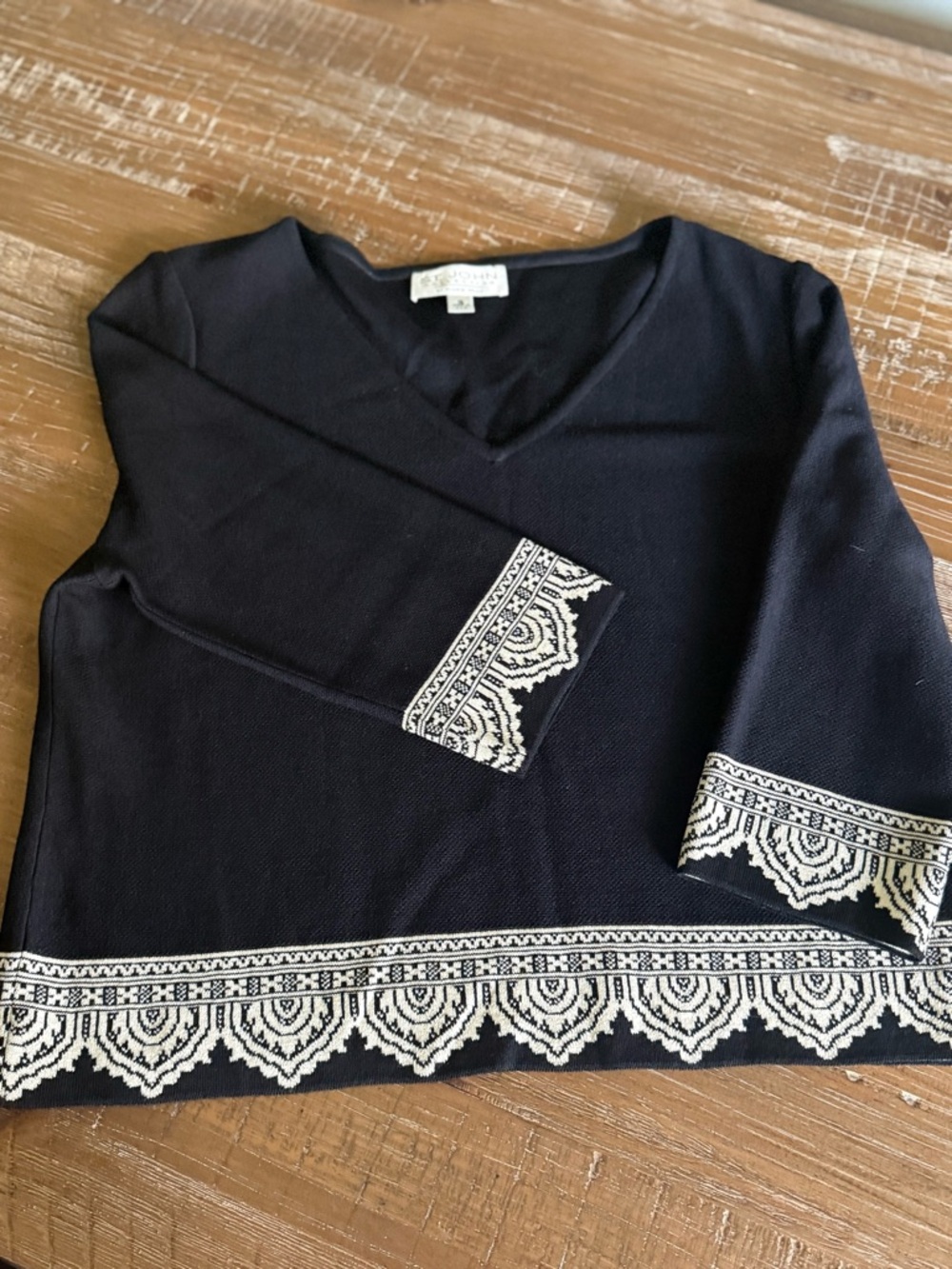 St John Black XL V-Neck Sweater with White  Trim